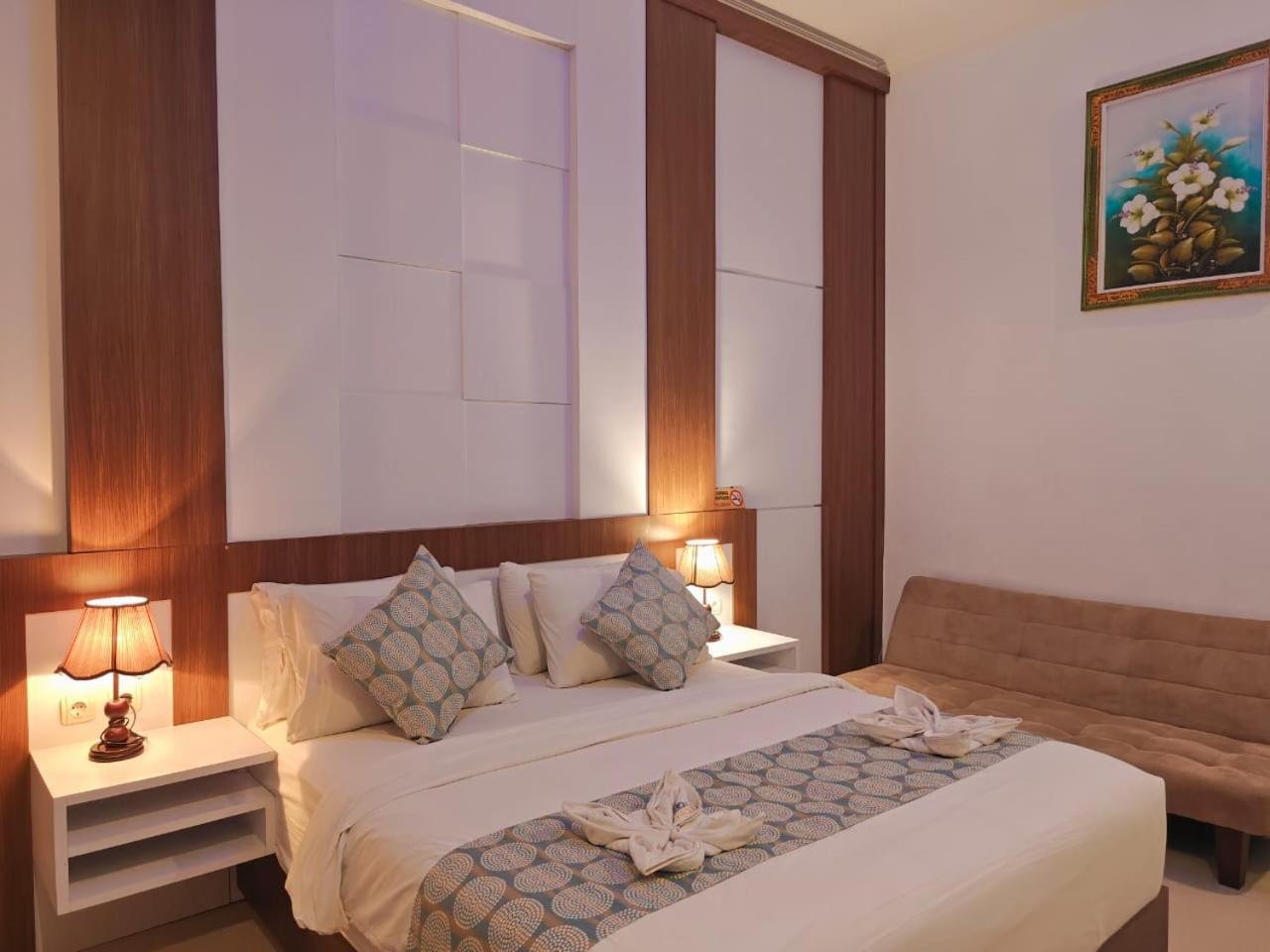 Nusa Sedayu Hotel By Ocean View Batununggul Eksteriør billede