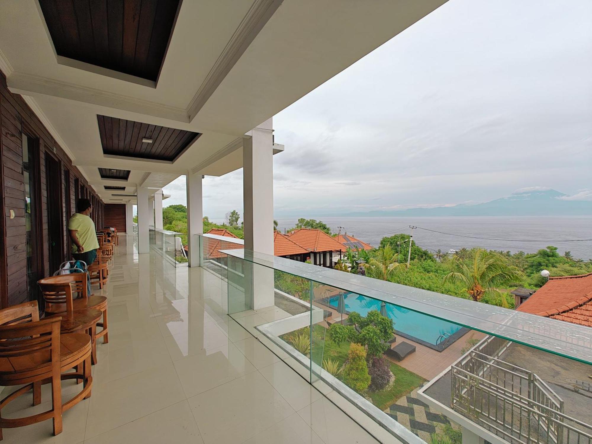 Nusa Sedayu Hotel By Ocean View Batununggul Eksteriør billede