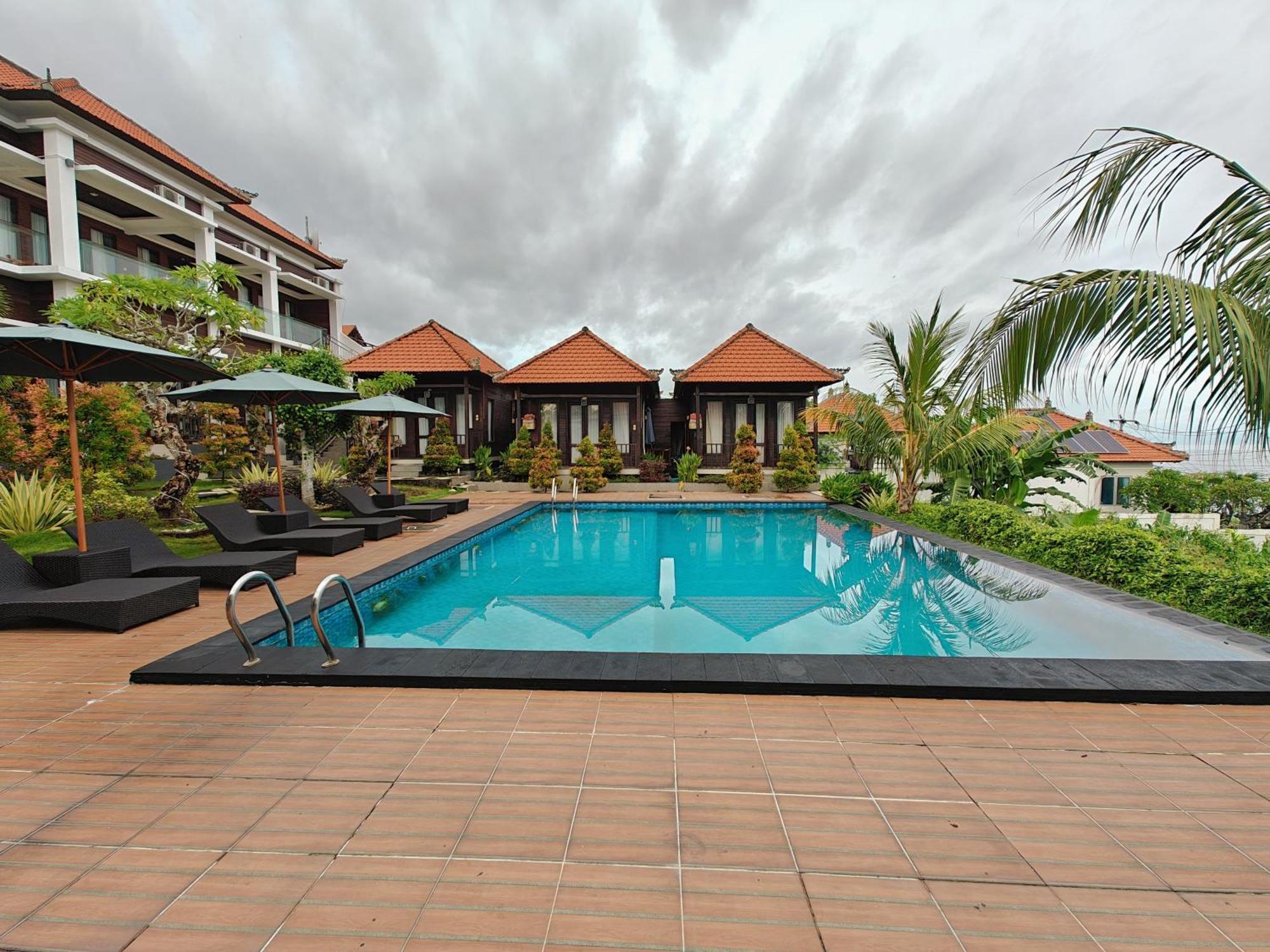 Nusa Sedayu Hotel By Ocean View Batununggul Eksteriør billede